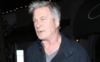 Alec Baldwin sẽ trở lại phim trường "Rust" quay phim hậu nổ súng gây chết người