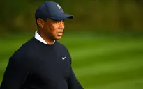 Tiger Woods tiếp tục trải qua 1 cuộc phẫu thuật