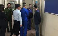 Bộ Tài nguyên và Môi trường đình chỉ công tác 2 cán bộ bị bắt vì nhận hối lộ