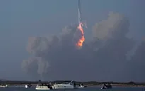 Tàu du lịch vũ trụ của SpaceX phát nổ trong lần phóng thử nghiệm đầu tiên