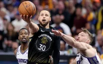 NBA | Golden State Warriors giành chiến thắng trên sân nhà