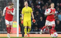 Hòa đội cuối bảng, Arsenal nguy cơ mất ngôi đầu