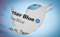 Twitter bắt đầu gỡ bỏ "tích xanh" của hàng loạt tài khoản nổi tiếng