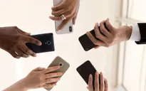 Chưa có dấu hiệu phục hồi trên thị trường smartphone toàn cầu
