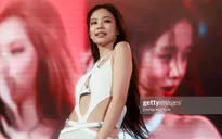 Jennie (BLACKPINK) "hở bạo", quá sexy tại Coachella 2023 tuần thứ 2