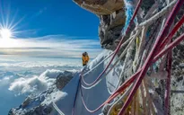 Cấp phép cho số lượng kỷ lục các nhà leo núi Everest