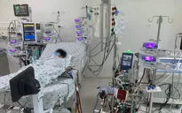 Can thiệp ECMO cứu bé trai viêm cơ tim tối cấp