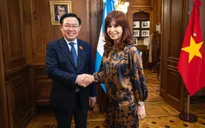 Chủ tịch Quốc hội Vương Đình Huệ gặp Chủ tịch Thượng viện, Phó Tổng thống Argentina