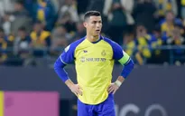 Cristiano Ronaldo lại phản ứng sau trận thua của Al Nassr