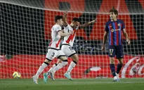 Barcelona bất ngờ nhận thất bại trên sân của Rayo Vallecano