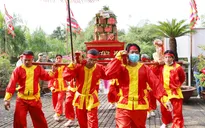 Lãnh đạo TP Hồ Chí Minh và đông đảo người dân dâng hương Giỗ Tổ Hùng Vương