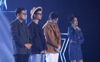 Gil Lê khóc nức nở trên sân khấu The Heroes