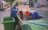 Người lao động vất vả giữa thời tiết nắng nóng