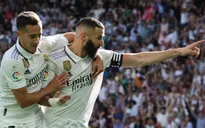 Real Madrid hạ gục Almeria, tiếp tục bám đuổi Barca