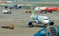 Gần dịp lễ 30/4 - 1/5, giá vé máy bay "nóng" lên từng ngày