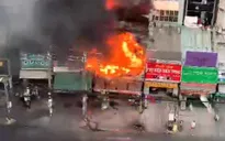 TP Hồ Chí Minh: Giải cứu 39 người trong vụ cháy cơ sở lưu trú trên Quốc lộ 13