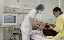 Bé sơ sinh ngộ độc thuốc trầm cảm từ mẹ