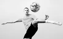 Erling Haaland ký hợp đồng khủng với Nike