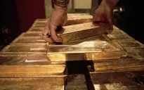 Chịu áp lực chốt lời, giá vàng sụt giảm