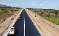 Tăng tốc thi công 2 tuyến của cao tốc Bắc - Nam để kịp đưa vào sử dụng dịp lễ 30/4