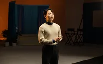 Trúc Nhân hé lộ hình ảnh mới lạ trong MV Chạm gần thêm thương