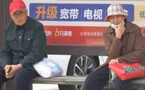 Người già Trung Quốc phải tự chăm lo bản thân ở tuổi xế chiều