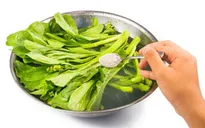 Nhận biết 5 loại rau hay bị phun hóa chất
