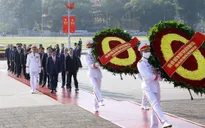 Lãnh đạo Đảng và Nhà nước vào Lăng viếng Chủ tịch Hồ Chí Minh