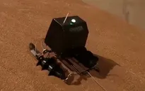 Robot giám sát chất lượng ngũ cốc lưu trữ trong kho