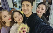 Hậu trường Gia đình mình vui bất thình lình: Thanh Sơn hạnh phúc bên vợ cũ, người yêu cũ và vợ mới