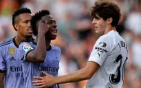 Vinicius nổi giận, bỏ thi đấu vì bị phân biệt chủng tộc