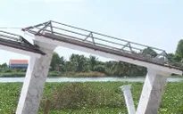 Sạt lở nghiêm trọng tại bờ sông Vàm Cỏ Tây