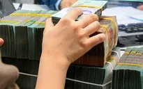 Lãi suất tiếp tục “hạ nhiệt”, bất động sản chờ dòng tiền quay trở lại