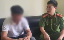 Hà Nội: Công an quận Hà Đông thuyết phục nam thanh niên từ bỏ ý định tự tử