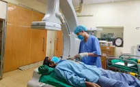 Cấy máy phá rung tự động dự phòng đột tử do tim, cứu bệnh nhân rối loạn nhịp nguy hiểm