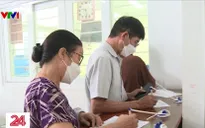 Người dân TP Hồ Chí Minh tích cực đi tiêm vaccine COVID-19