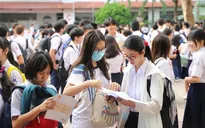 Bình Dương: Xem xét trách nhiệm vụ 10.000 học sinh thi lại vì lộ đề