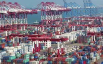 Reuters: Xuất khẩu của Trung Quốc chậm lại trong tháng 4