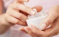 Thu hồi lô kem Vaseline Vitamin E kém chất lượng