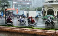 Nhiều tỉnh thành phía Nam đón mưa “giải nhiệt” sau nắng nóng kỷ lục