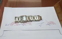 Trao trả chiếc đồng hồ gần 300 triệu đồng rơi tại Sân bay Phú Quốc