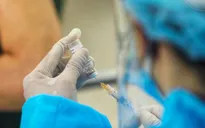 Hà Nội khuyến khích người dân chủ động tiêm vaccine phòng COVID-19