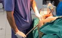 Cứu người bệnh bị thanh sắt đâm xuyên cổ