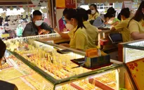 Giá vàng tiếp đà tăng
