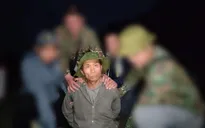 Bắt đối tượng nhiều lần ném đá, ngăn cản du khách lên đỉnh núi Phia Oắc