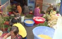 Xóm bánh ú lá tre tất bật trước ngày Tết Đoan Ngọ