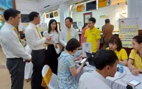 Hướng dẫn, hỗ trợ người dân đổi giấy phép lái xe trực tuyến toàn trình tại các điểm bưu điện