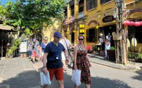 Nới lỏng chính sách thị thực - Làn gió mới thổi vào thị trường khách quốc tế đang trầm lắng