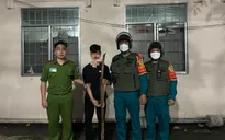Nhóm thiếu niên dùng hung khí, chặn người đi đường lấy tiền