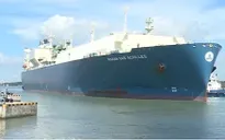 Chuyến tàu LNG đầu tiên về Việt Nam